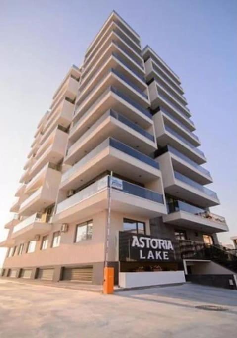 Apartment Astoria Few Minutes Walk To The And Clubs In Nord *